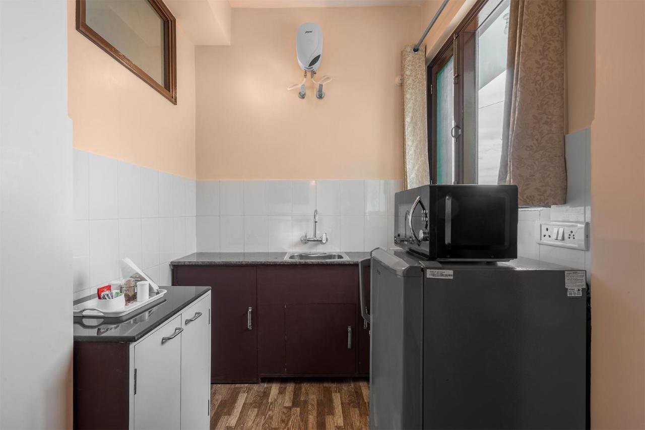 Stayvista At Cecil Cottages Hill View 8Br, 6Br, 4Br, 2Br In Barog With Barbeque Kasauli Bagian luar foto