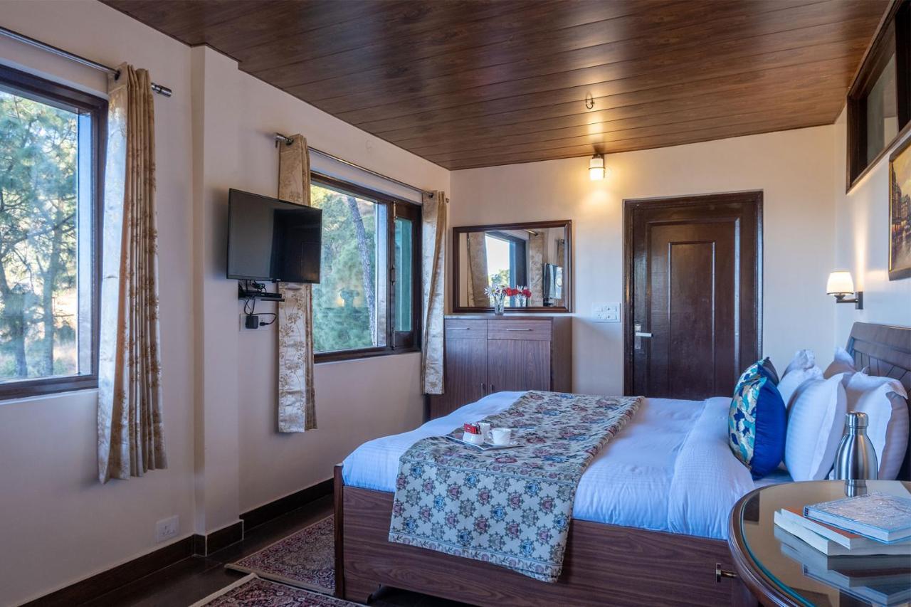 Stayvista At Cecil Cottages Hill View 8Br, 6Br, 4Br, 2Br In Barog With Barbeque Kasauli Bagian luar foto